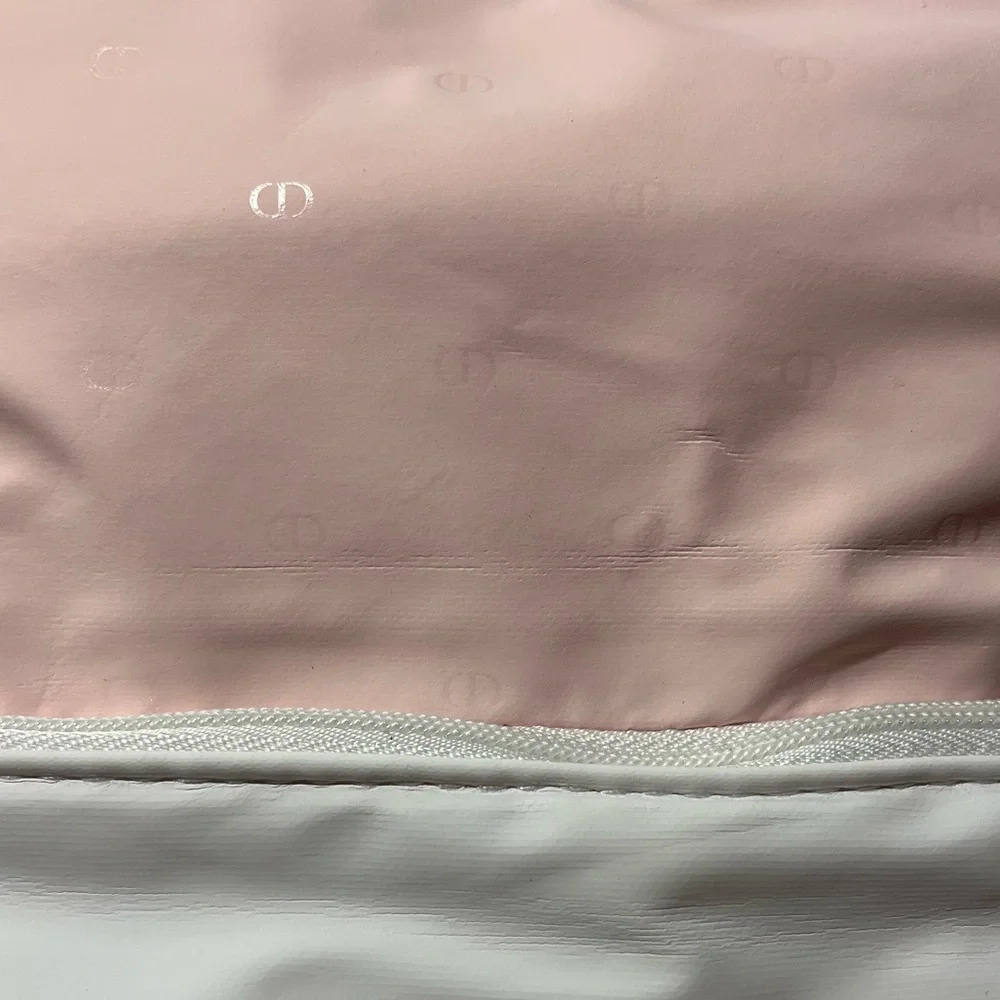 New DIOR Puffy “Trousse” Pearlized White & Pink Pouch - box included. - Picture 8 of 11